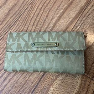 Michael Kors wallet